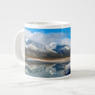 Grande Tasse La rivière Athabasca dans le parc national Jasper