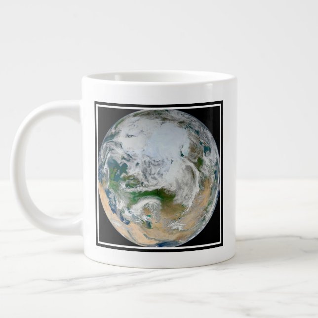Grande Tasse La Terre Montre L'Arctique, L'Europe Et L'Asie. (Gauche)