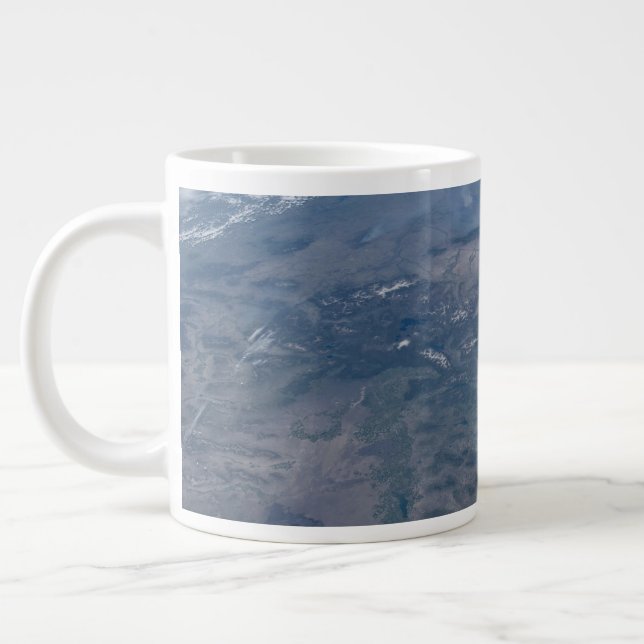 Grande Tasse Les Incendies Sauvages Dans L'Ouest Et Le Sud-Oues (Gauche)
