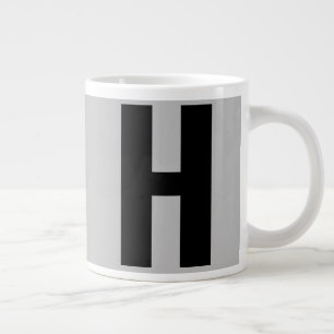 Grande Tasse Monogramme surdimensionné initial en gris et en n