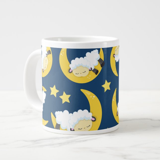 Grande Tasse Motif mouton, Mouton couché, Lune, Étoiles (Devant gauche)