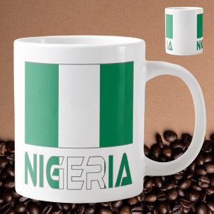 Grande Tasse Nigeria avec le drapeau nigérian