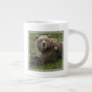 Grande Tasse Ours bruns oursons câlinant leur mère