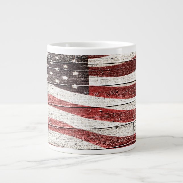 Grande Tasse Painted American Flag on Rustic Wood Texture (Devant)