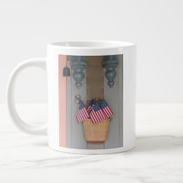 Grande Tasse Panier de drapeaux - Martha's Vineyard