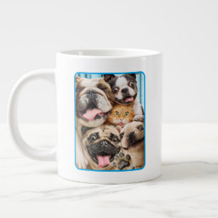 Grande Tasse Photo d'un groupe de chiens et de chats