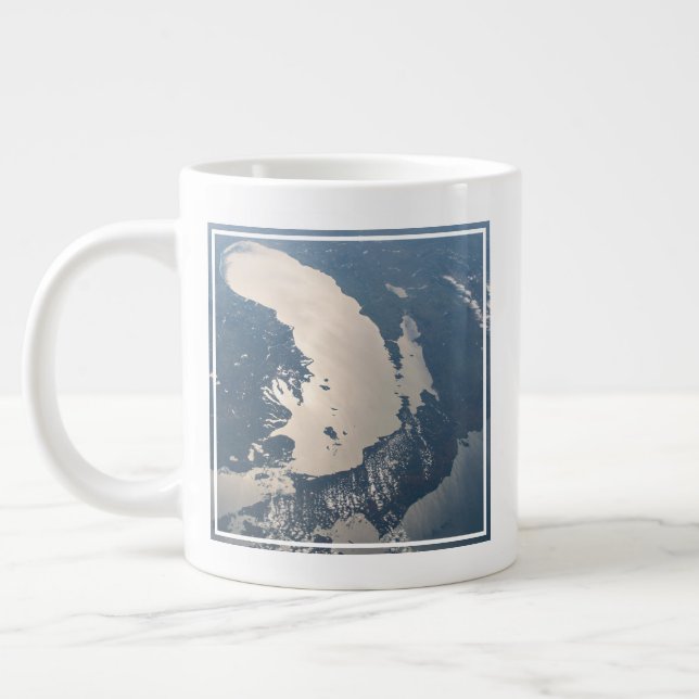 Grande Tasse Poutres Sunglint Au Bord Du Lac Michigan (Gauche)