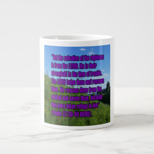 Grande Tasse Psaume 37:39-40 WEBU Mug