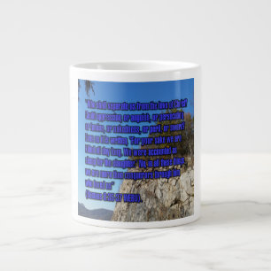 Grande Tasse Romains 8:35-37 WEBU Mug