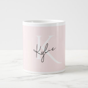 Grande Tasse Rose Blush moderne Nom du monogramme personnalisé