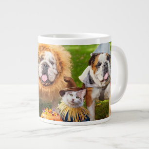 Grande Tasse Trois Bulldogs en costumes