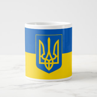 Grande Tasse Ukrainian flag. Coat of Arms. We support Ukraine. 