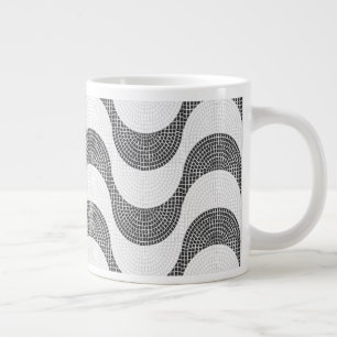 Grande Tasse vagues noires et blanches en pavé portugais
