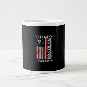 Grande Tasse Vétérans Militaires Protestent Drapeau Patriotique