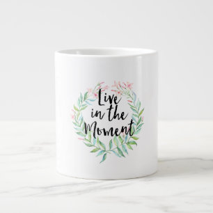 Grande Tasse Vivez dans le moment de la floraison de l'aquarell