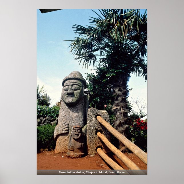 Grandfather statue, Cheju-do Island, South Korea Poster (Vorne)