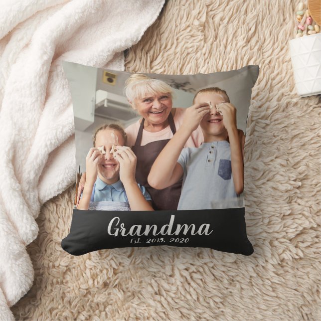 Grandma Established White Script Photo Kissen (Decke)
