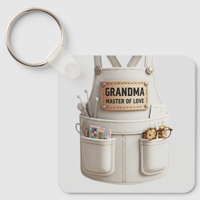 Grandma Master of Love Keychain –Cute Apron Design Schlüsselanhänger (Vorderseite)