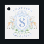 Grandmillennial Christmas Hirsch Wappen Monogram Geschenkanhänger<br><div class="desc">Dieser Weihnachtsaufkleber hat ein Rentier-Wappen mit einem blauen Monogramm-Initial. Sie können mit Ihrem Initial und einem Namen personalisieren.</div>