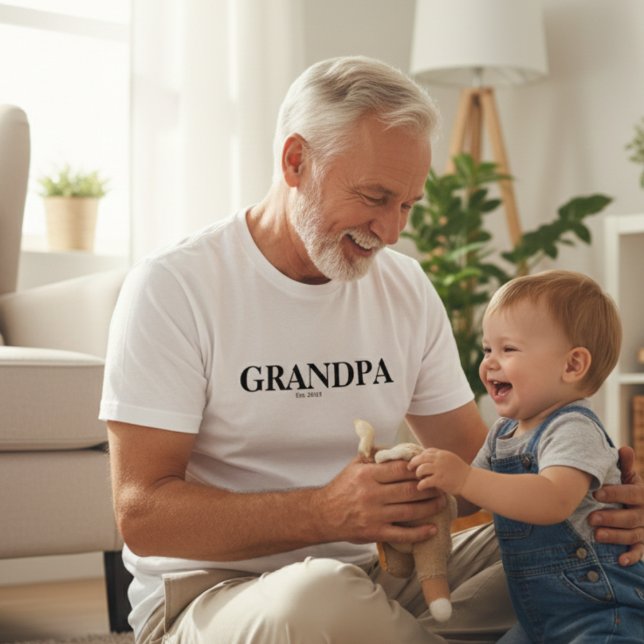 Grandpa Est Modern T-Shirt (Von Creator hochgeladen)