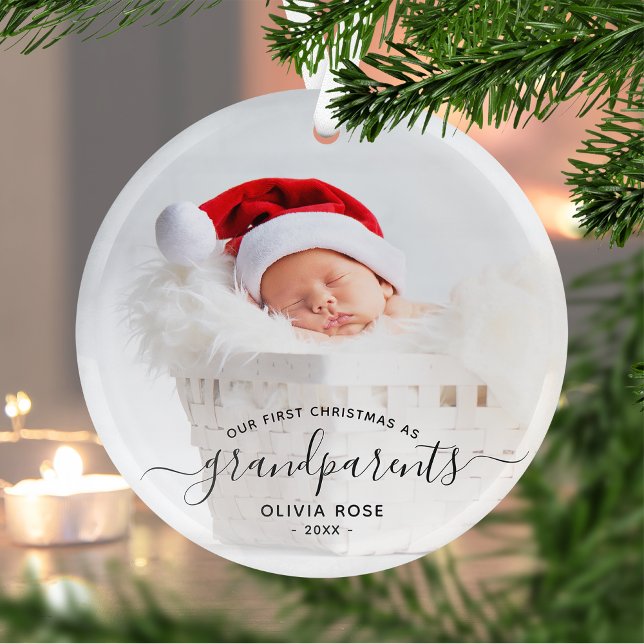 Grandparents First Christmas Photo Black Script Ornament Aus Glas (Von Creator hochgeladen)