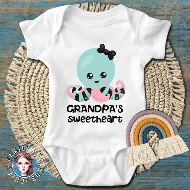 Grandpas Sweetheart Kawaii Octopus Baby Strampler (Von Creator hochgeladen)
