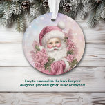 Grandtochter Pink Christmas Rose Bouquet Santa Ornament<br><div class="desc">Hier ist ein hübscher Weihnachtsschmuck für die besondere Enkelin, Tochter oder Nichte! Ein klassisches Bild des Weihnachtsmannes ist in Rosa gekleidet, und ein Blick aus einem Strauß rosa Rosen. Das Bild wird auf einem rosa und lavender bokeh Hintergrund platziert. Die Rückseite des Ornaments hat den gleichen Hintergrund wie Ihr eigener...</div>