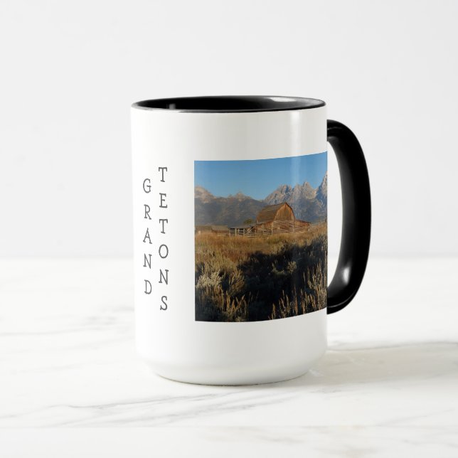 Grange classique et grande tétons de café Mug (Devant droit)