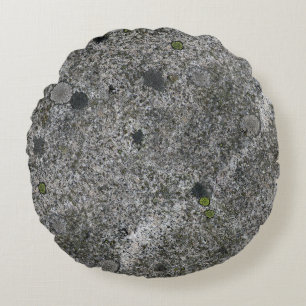 Granit-Grau mit grünen Moos-Details Rundes Kissen