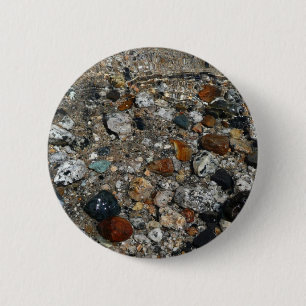 Granitsteine im Tenaya Lake im Yosemite Button