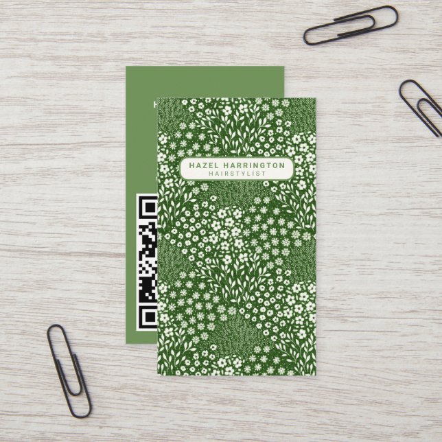 Granny Chic Custom QR Code Scannable Green Floral Visitenkarte (Vorderseite/Rückseite Beispiel)
