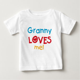 Granny Loves Me Tshirts et cadeaux