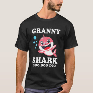 Granny Shark , Funny Mother Day Gift T-Shirt