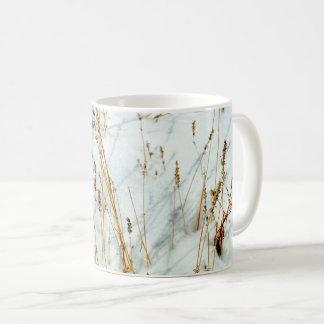Gras im Schnee Kaffeetasse