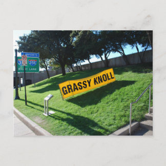 Grassy Knoll an der Dealey Plaza Postkarte