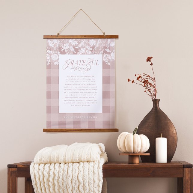 Grateful for Family Message Fall Foliage Plaid Wandteppich Mit Holzrahmen (Grateful for Family Message Fall Foliage Plaid Hanging Tapestry)