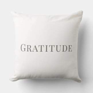 Gratitude – Minimal Typography Design Kissen
