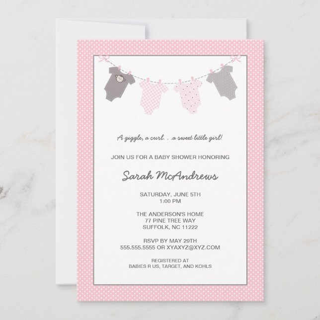 Grau der Mädchen-Wäscheleine-Babyparty/Rosa Einladung (Vorderseite)