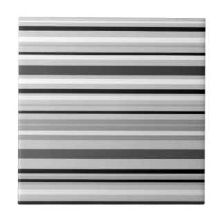 Grau-Streifen, klein (4,25" x 4,25") Fliese