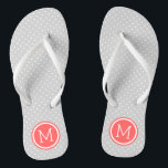 Grau und Coral Tiny Dots Monogram Flip Flops<br><div class="desc">Maßgeschneiderte gedreht Flop Sandalen mit einem niedlichen gürtelförmigen Polka-Punktmuster und einem eigenen Monogramm oder einem anderen Text in einem Kreisrahmen. Klicken Sie auf Anpassen,  um Schriftart und Farben zu ändern oder eigene Bilder hinzuzufügen,  um ein einzigartiges Design zu erstellen!</div>