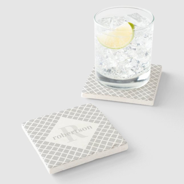 Grau und Weiß Geometric Modern Mit Monogramm Steinuntersetzer (Seitenansicht)