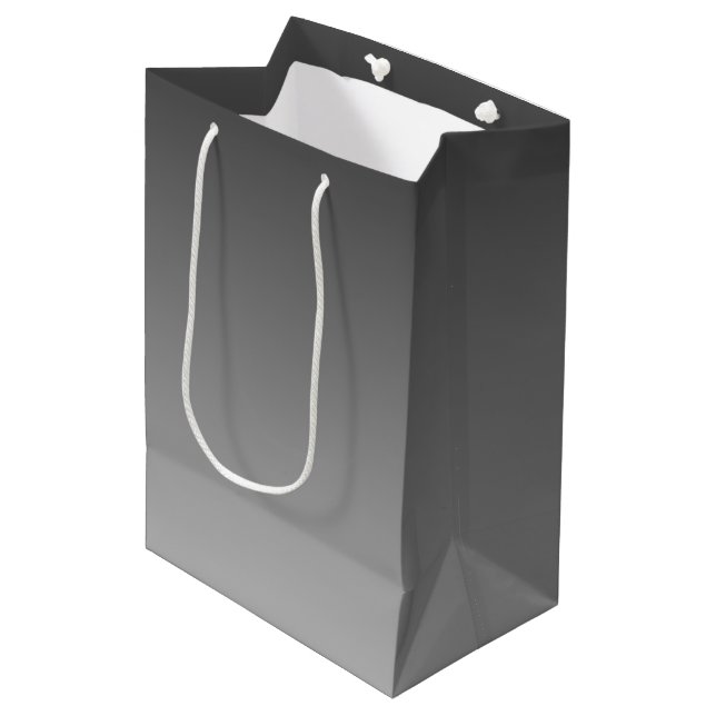 Grau (wechselbare Farbe) Ombre & Textmuster Mittlere Geschenktüte (Vorderseite Schrägansicht)