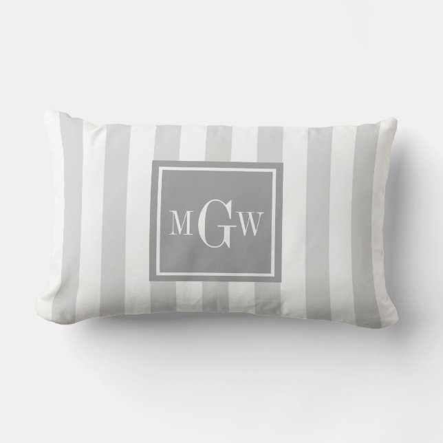 Grau-weißer Streifen Grau-Quadrat 3 Monogramm Lendenkissen (Vorderseite)