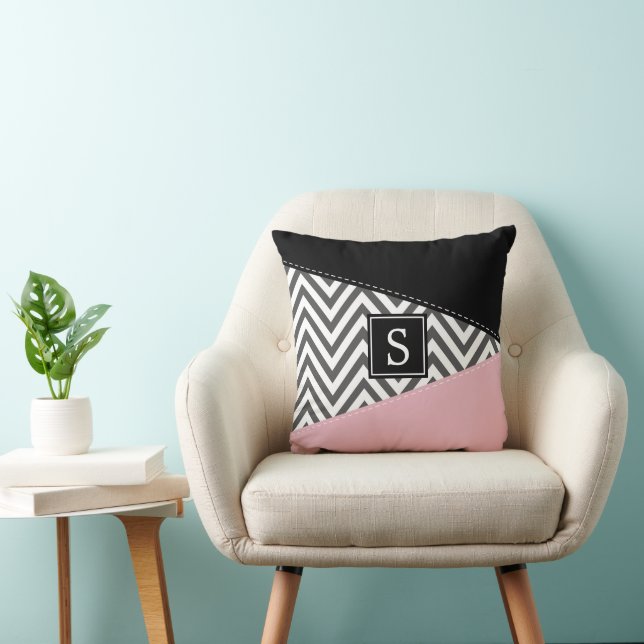 Grau Zigzag, grau Zickzack, rosa, Monogramm Kissen (Stuhl )