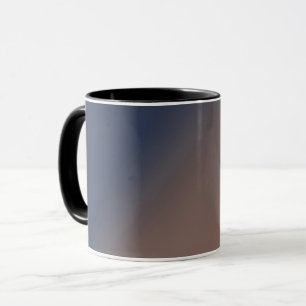 Graublau und beige Gradienten. Tasse