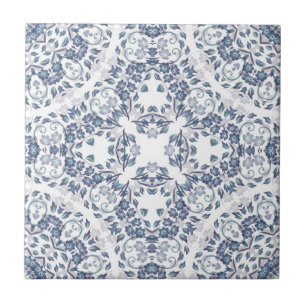 Graublau-weiße florale Mandala Fliese