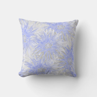 Graublaue Dahlien. Kissen