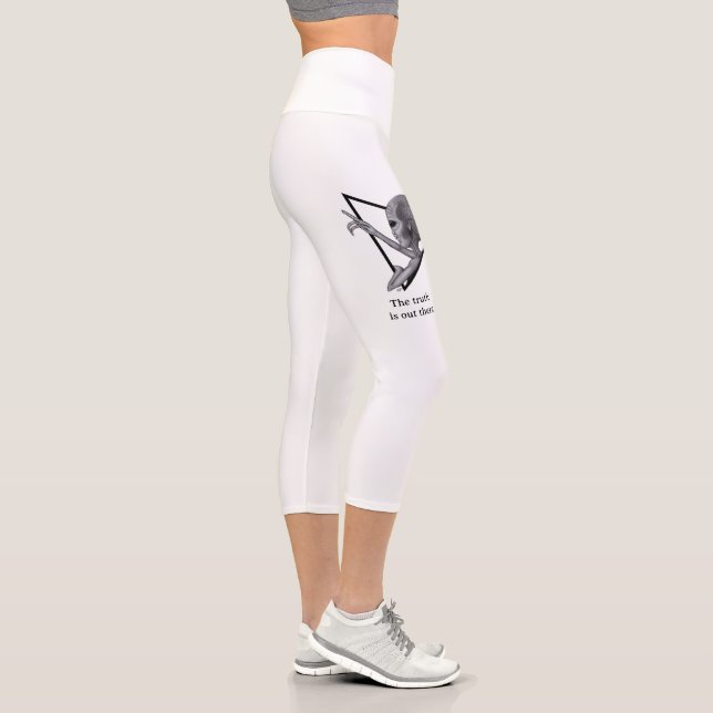 Graue Alien, die Wahrheit ist da draußen Capri Leggings (Rechts)