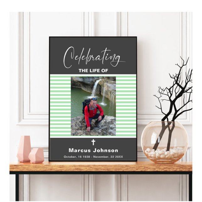 Graue grüne Streifen feiern Lebensbeerdigung Poster (Von Creator hochgeladen)