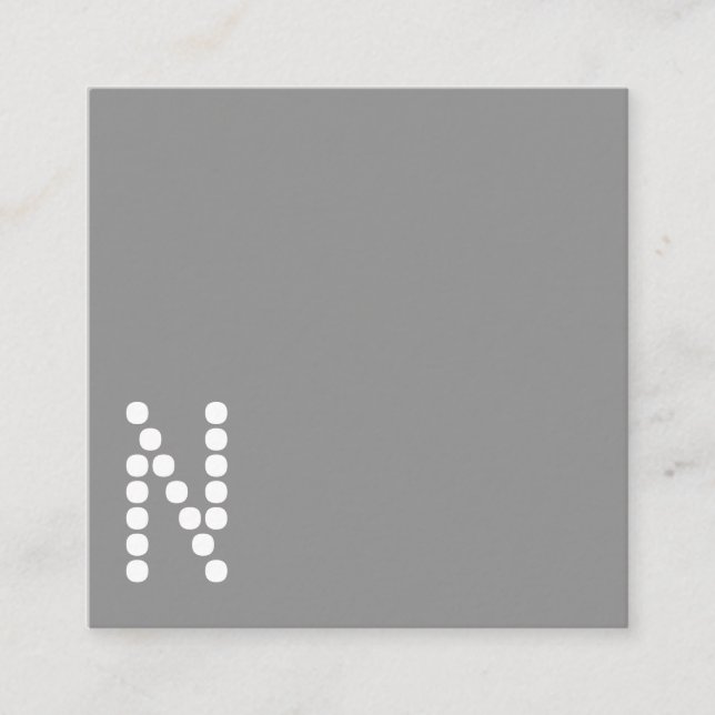 Graue Minimalistische berufliche quadratische Visitenkarte (Vorderseite)